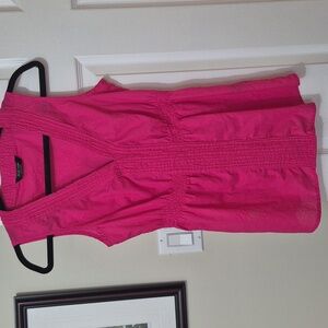 BRODY MYLES collection, bright pink, sleeveless, 100% cotton blouse, top, Small.